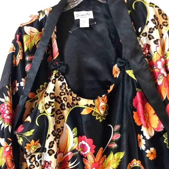SANTE CLASSICS BLACK SATIN FLORAL KIMONO ROBE & CHEMISE 2-PC SET SIZE XL NWOT - Picture 11 of 12
